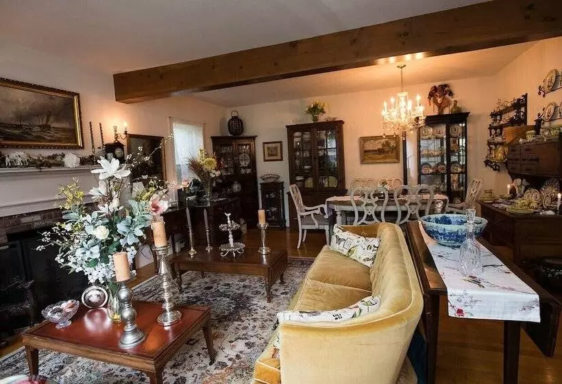 هتل Gardenview Bed And Breakfast