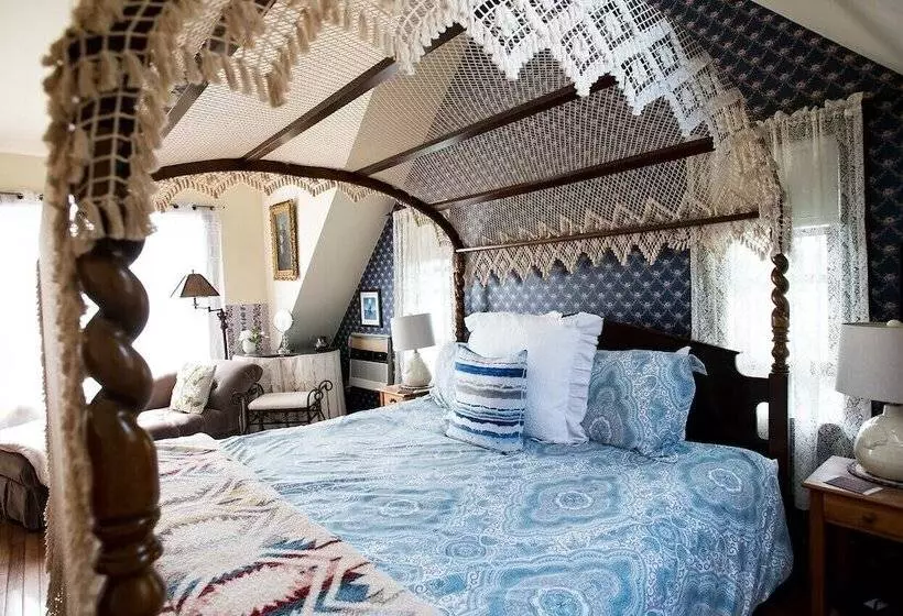 هتل Gardenview Bed And Breakfast