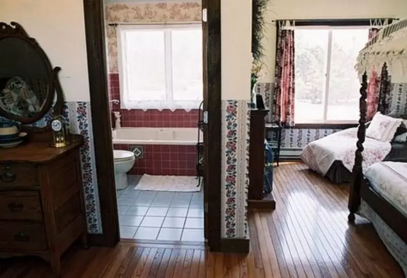 هتل Gardenview Bed And Breakfast