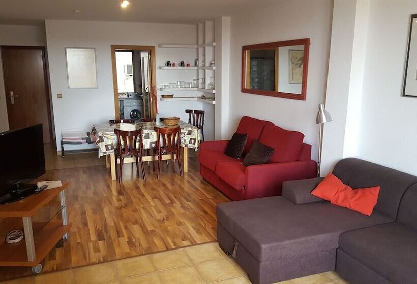 فندق Habitaciones La Mar