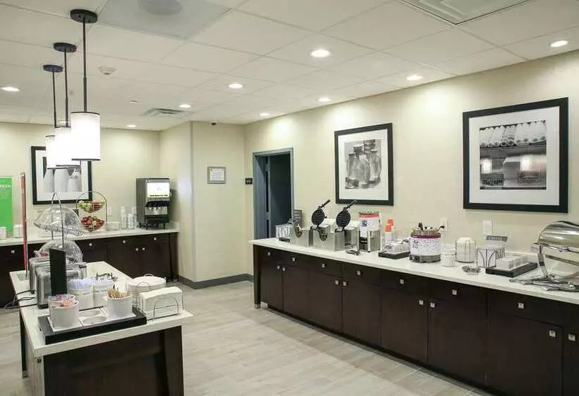 Hotelli Hampton Inn & Suites Mount Laurel/moorestown