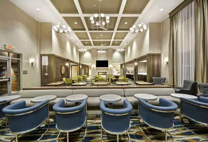 ホテル Homewood Suites By Hilton Detroit