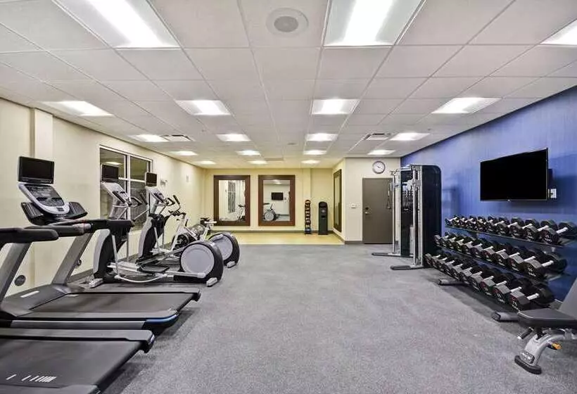 ホテル Homewood Suites By Hilton Detroit