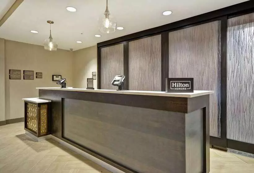 ホテル Homewood Suites By Hilton Detroit