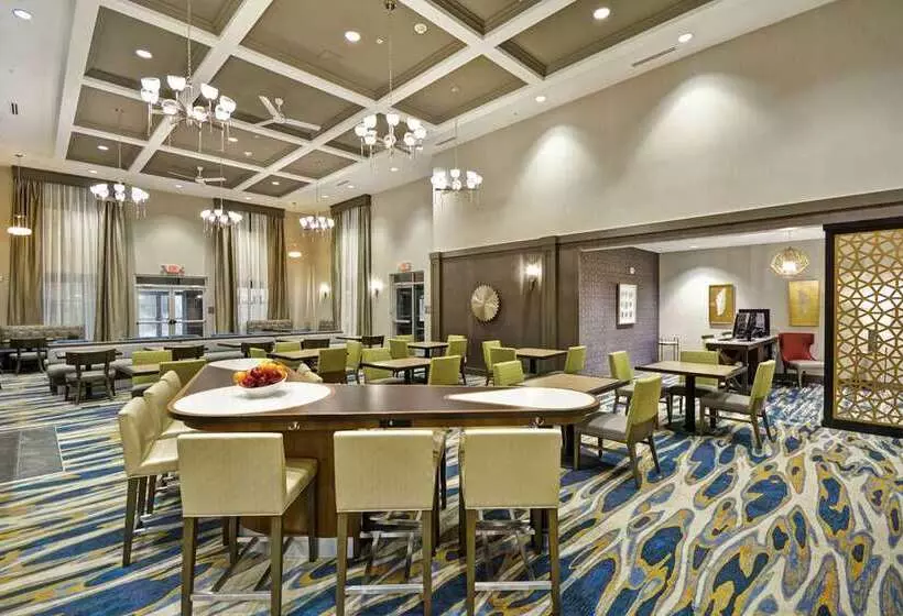 ホテル Homewood Suites By Hilton Detroit