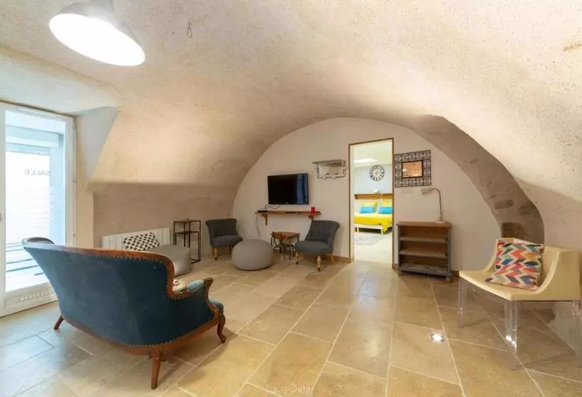 هتل La Maison De Thomas