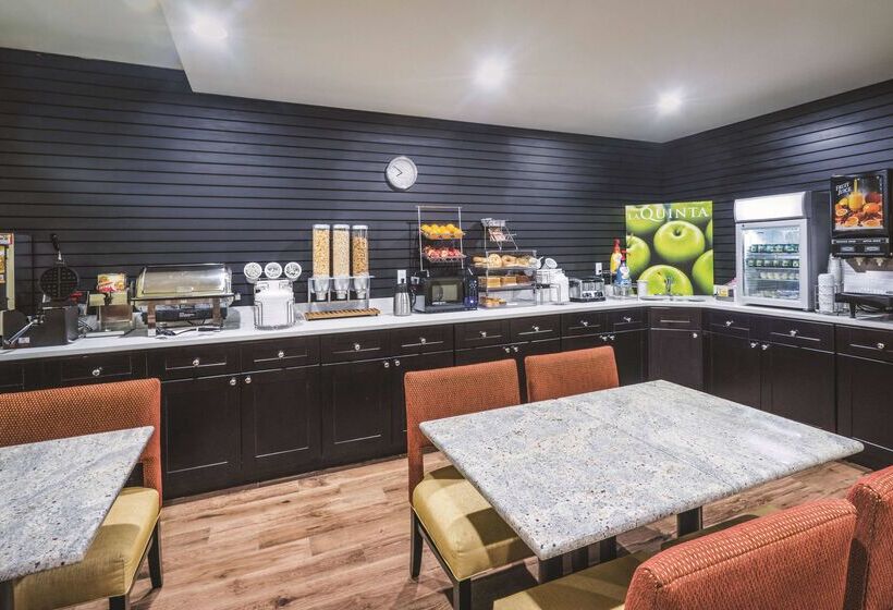 فندق La Quinta Inn & Suites By Wyndham Brooklyn Central