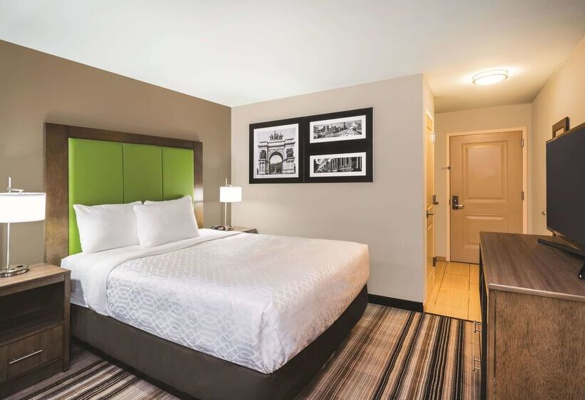 فندق La Quinta Inn & Suites By Wyndham Brooklyn Central