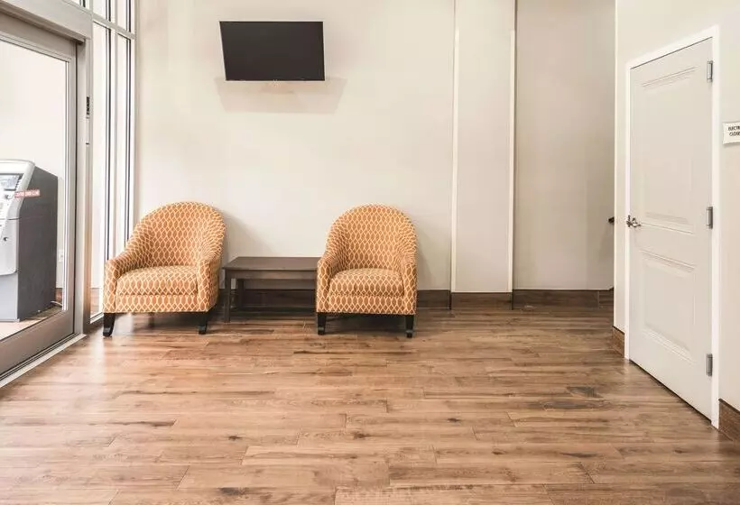 Hotelli La Quinta Inn & Suites By Wyndham Brooklyn Central