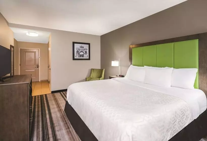 Hotelli La Quinta Inn & Suites By Wyndham Brooklyn Central