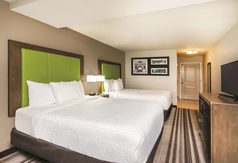 فندق La Quinta Inn & Suites By Wyndham Brooklyn Central