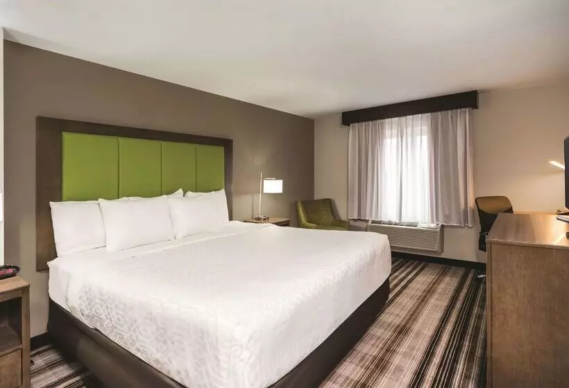 Hotelli La Quinta Inn & Suites By Wyndham Brooklyn Central