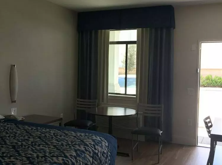 هتل Palace Inn Gulfgate