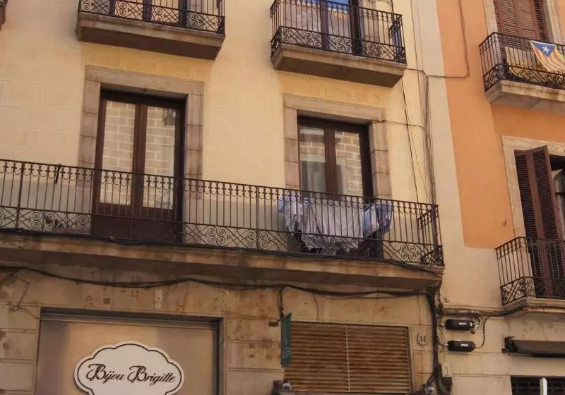 هتل Pension Arosa