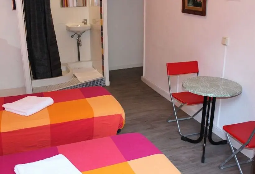 هتل Pension Arosa