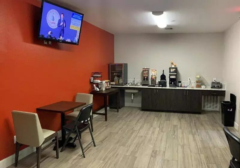 Hotelli Scottish Inn & Suites  Iah Airport