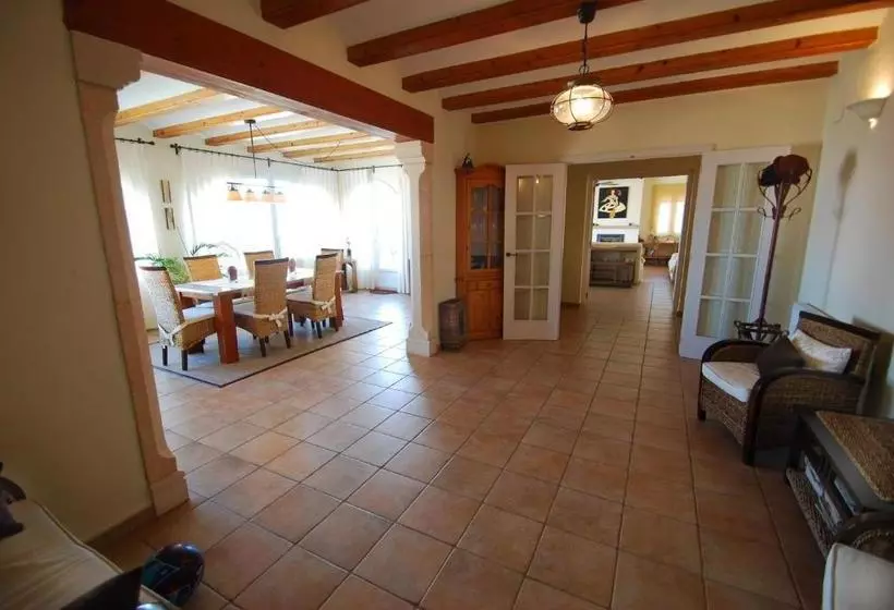 هتل Villa Marquesa