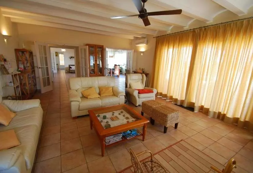 هتل Villa Marquesa