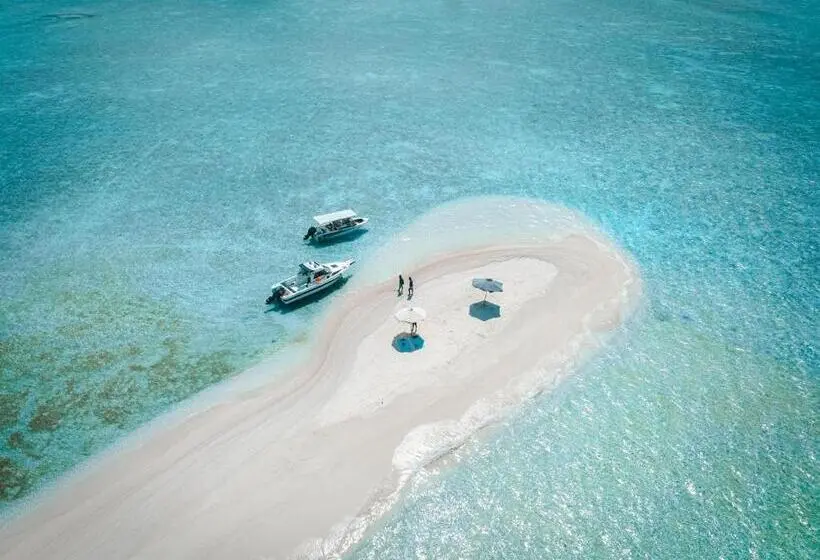 پانسیون Island Serenity