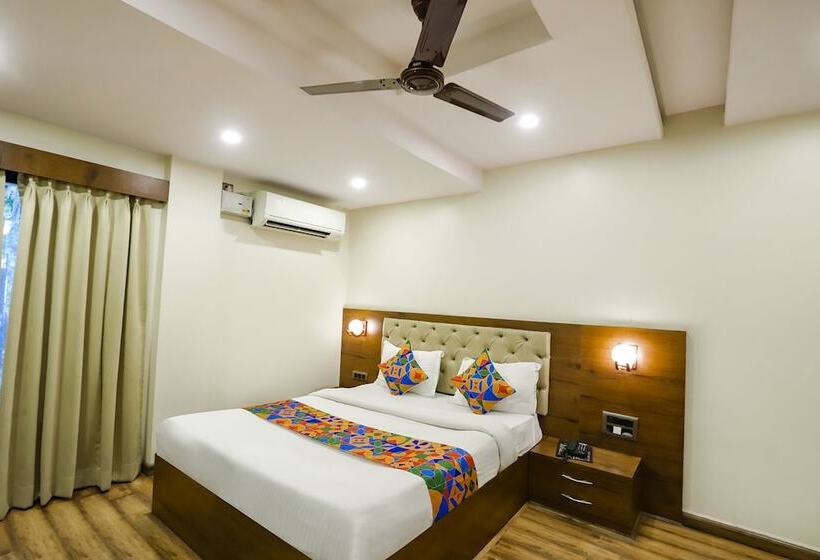 Jk Rooms 127 Hotel Parashar Check In