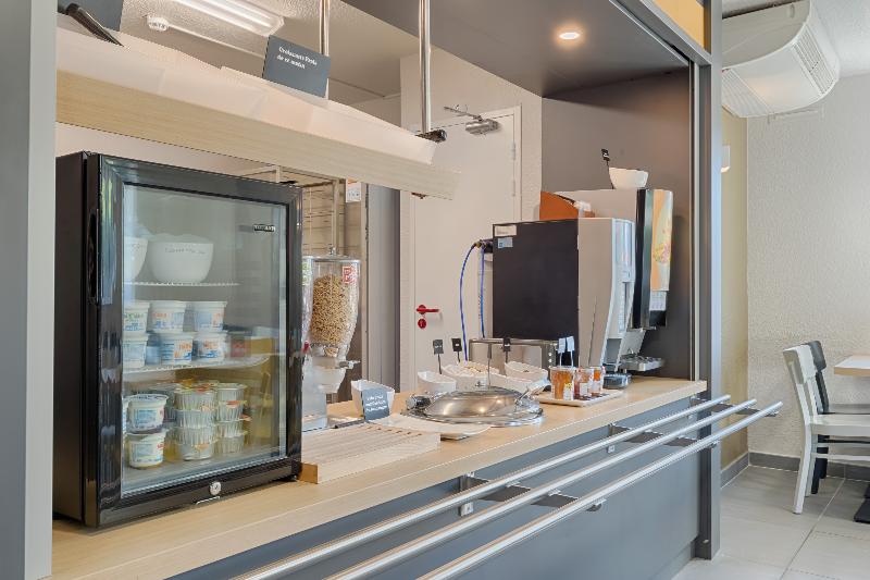 B&b Hotel Aix En Provence Pont De L Arc