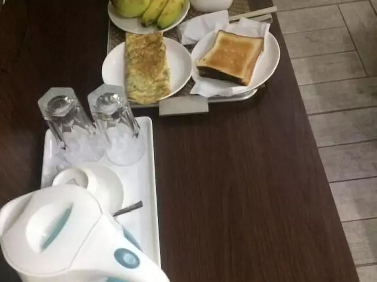 ホテル Elite Suites Mint Gomti Nagar