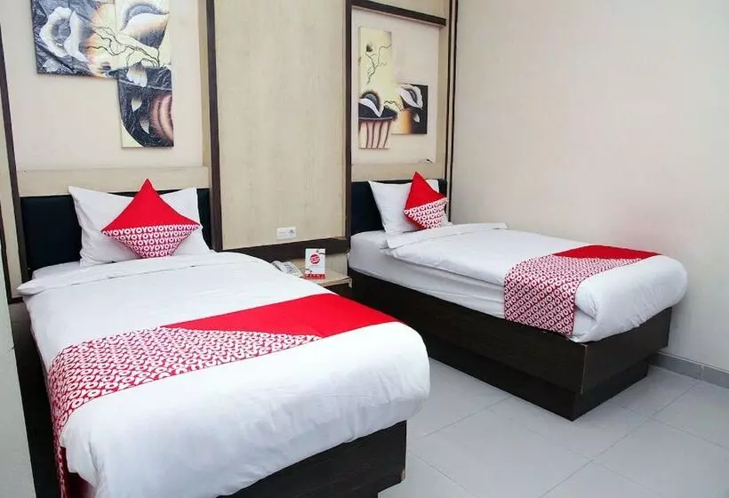 Reddoorz At Hotel Gajah Mada Palu