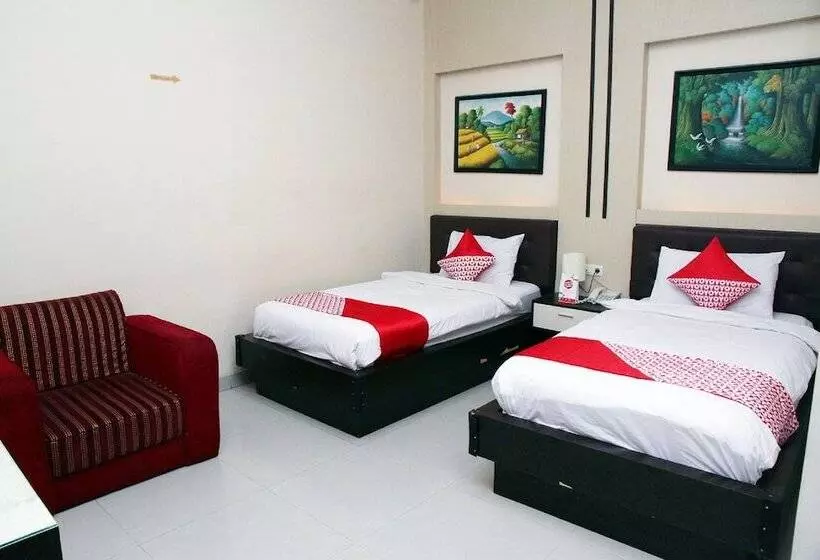 Reddoorz At Hotel Gajah Mada Palu