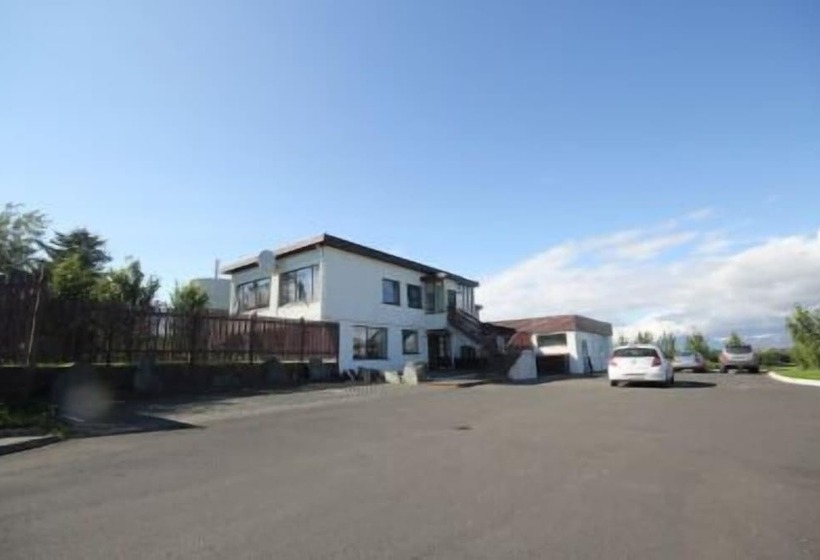 هتل House On The Hill