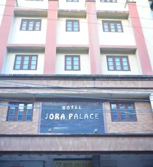 Hotelli Jora Palace