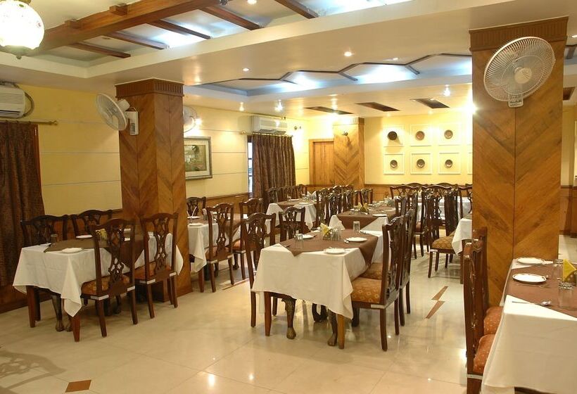 בית מלון כפרי Jora Palace