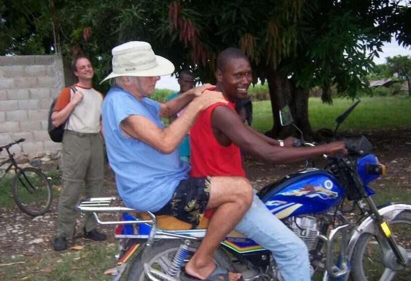 هتل Kiskeya Guest House