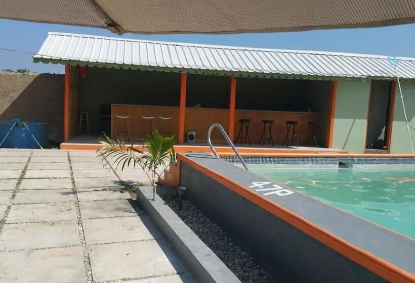 هتل Kiskeya Guest House