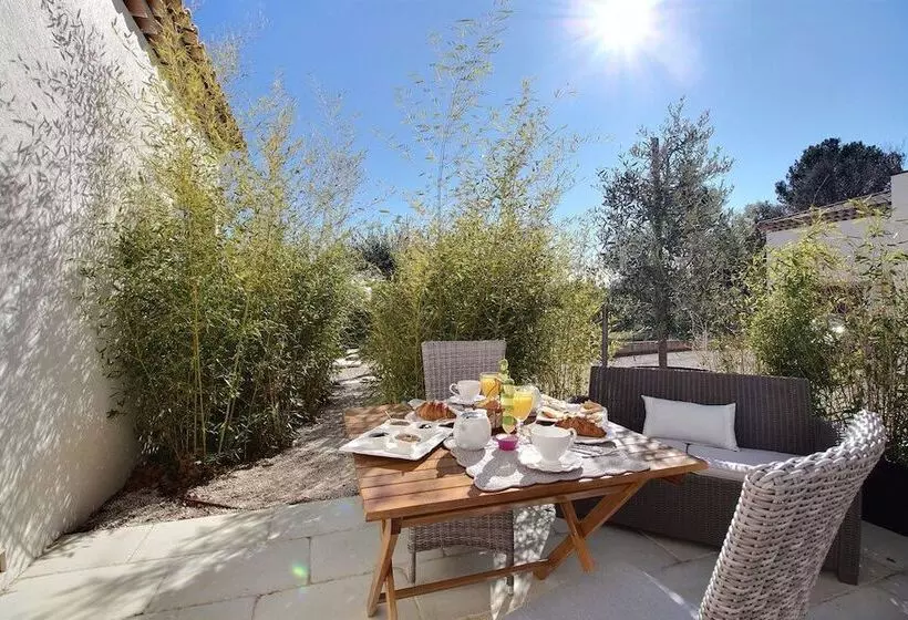 Hotelli La Villa Aux Oliviers