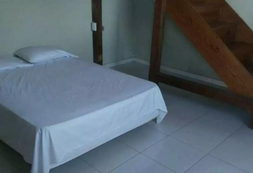 هتل Le Creole Hideaway