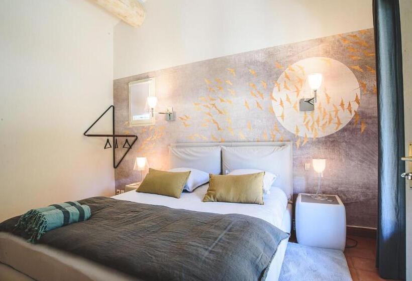 Отель Le Mas De Suzette