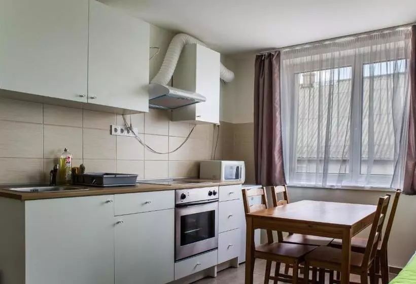 Hotelli Microstore Airport Panzio