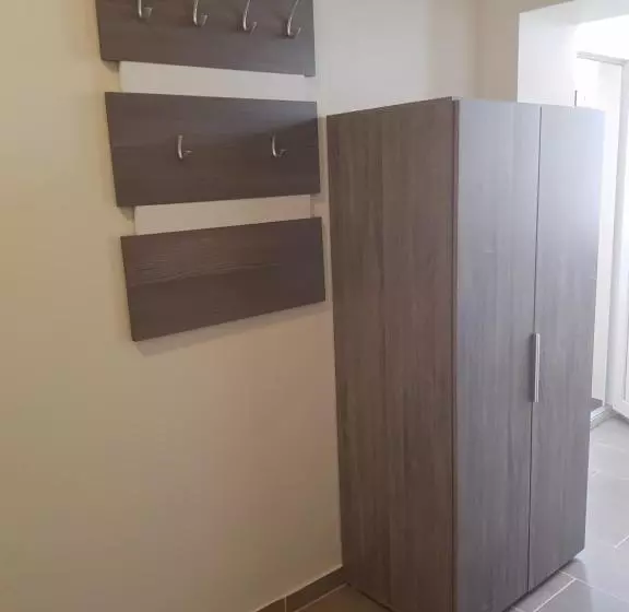 Hotelli Microstore Airport Panzio