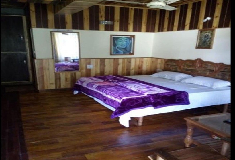 בית מלון כפרי Mountain Orchid