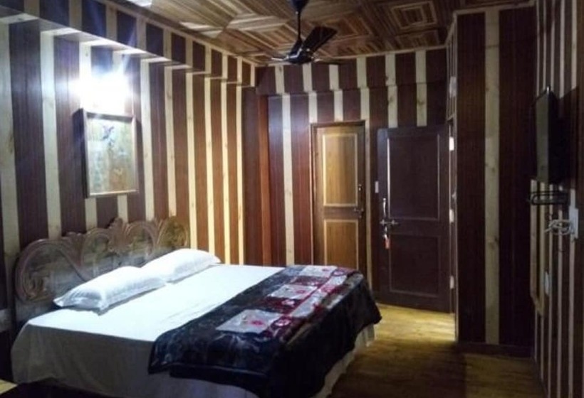 בית מלון כפרי Mountain Orchid