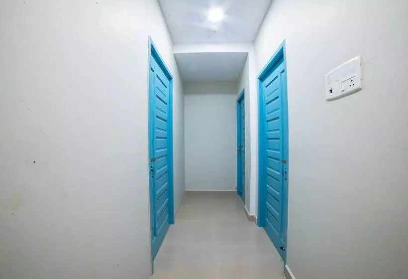 ホテル OYO 6375 Perungudi 