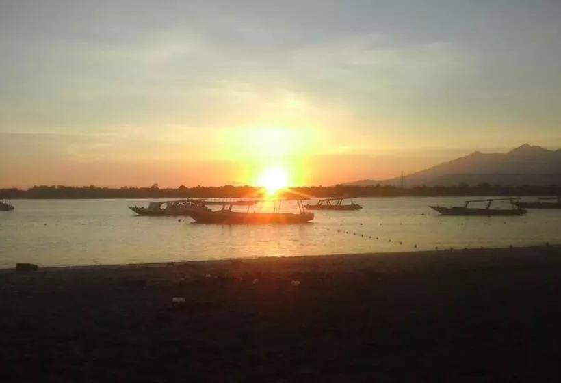 ホテル Santai Homestay