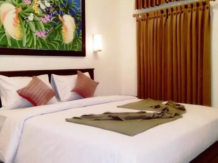 ホテル Santai Homestay