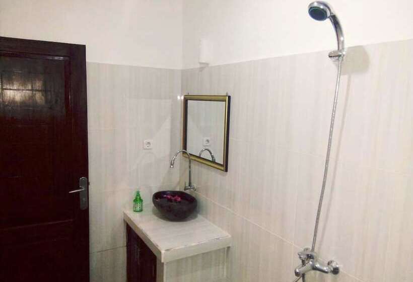 فندق Santai Homestay