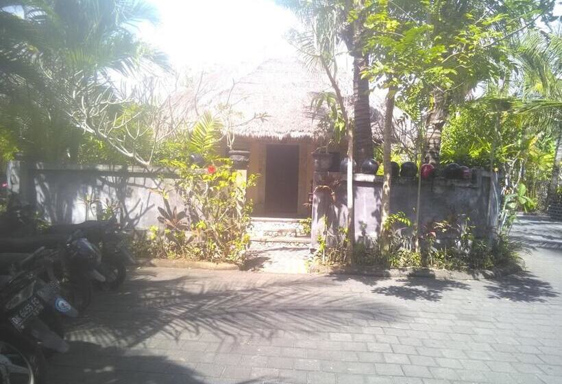فندق Acacia Bungalows Bingin