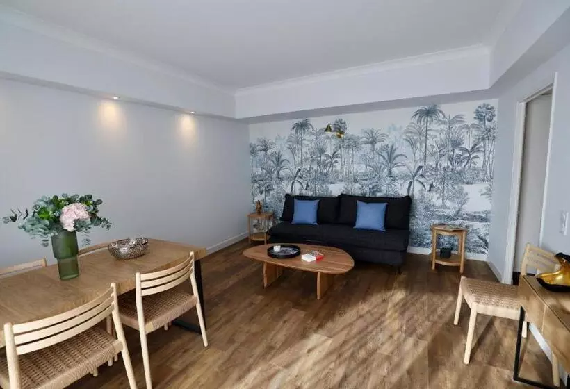 ホテル Résidence Carlton   Rénovée Avec Piscine