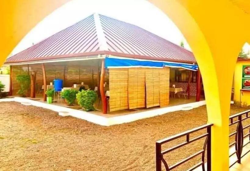 ホテル Sundowner Lodge