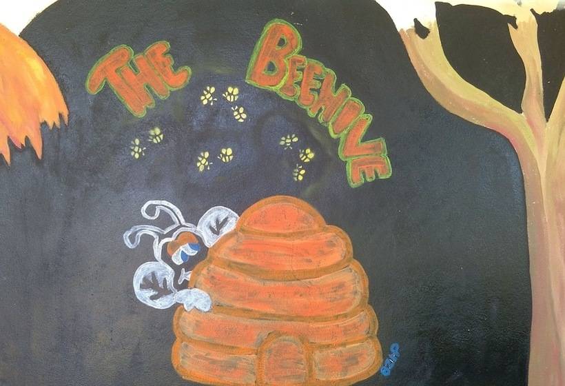 בית מלון כפרי The Beehive Fiji