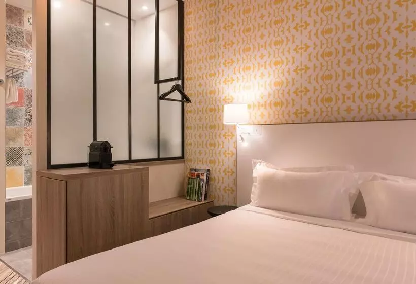 هتل The Originals Boutique, Hôtel Maison Montmartre Paris Les Puces