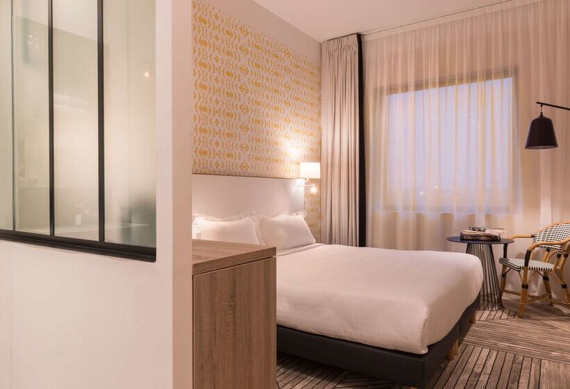 هتل The Originals Boutique, Hôtel Maison Montmartre Paris Les Puces